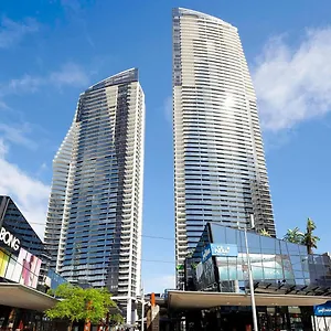 Circle On Cavill - Self Contained & Privately Managed - Wow Stay Apartment